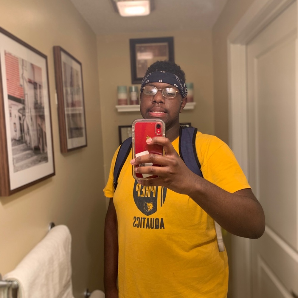 Meet your Posher, Alex